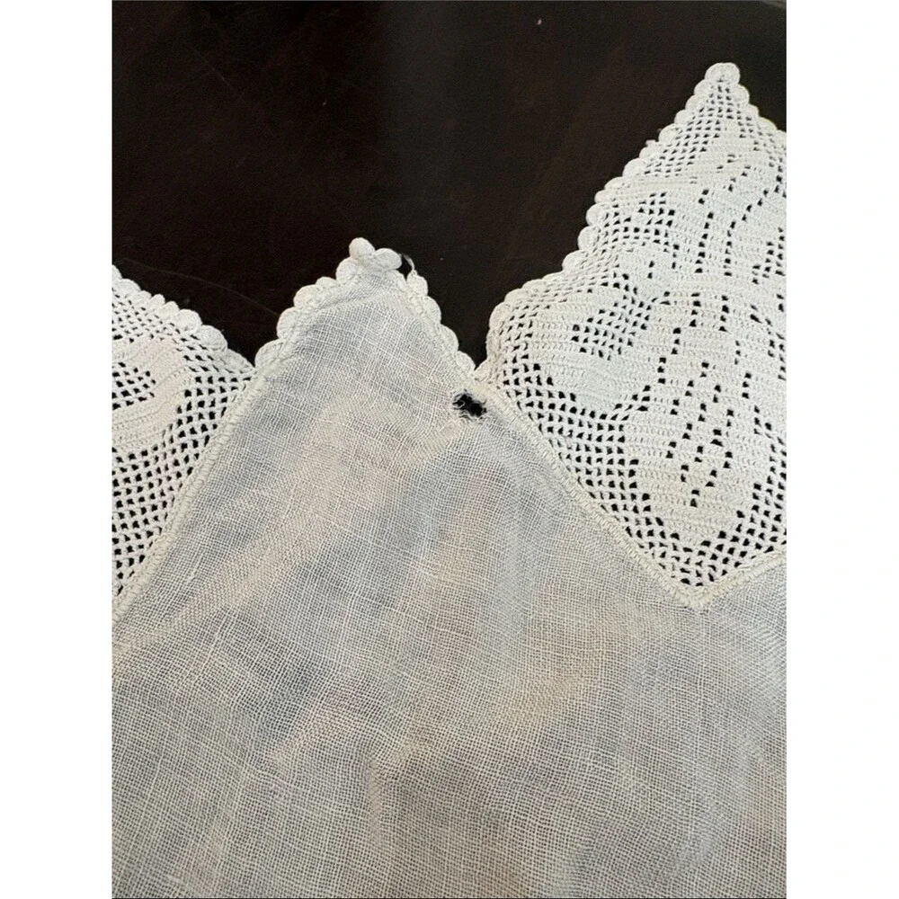 Vintage White Lace Star Crochet Table Topper 40”
